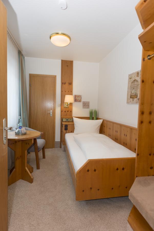 מרקטדנפלד Hotel Mainblick Garni מראה חיצוני תמונה